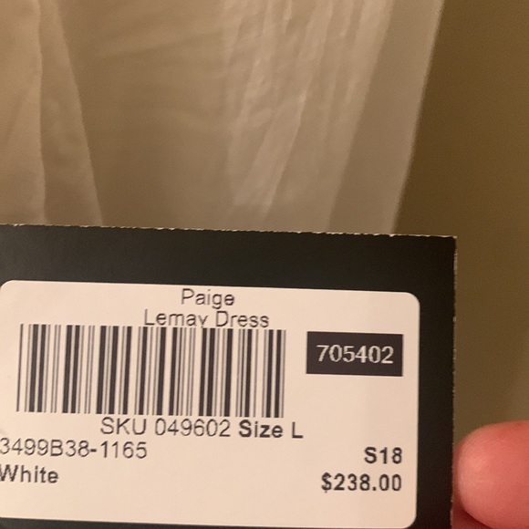 BNWT Paige Lemay smocked Dress size Large.Perfect for Valentine’s Day Date!!! - Picture 7 of 9